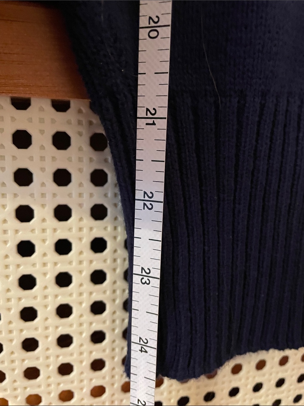 Perfect Condition Crown & Ivy Navy V-Neck Button-Front Cardigan Sz M - Picture 9 of 10